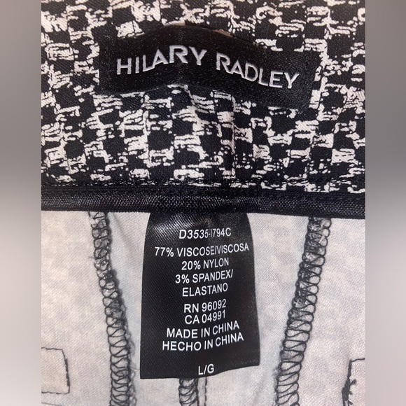 HILARY RADLEY Cropped Stretch Pants Capris in Black & White Size LARGE - Picture 4 of 5
